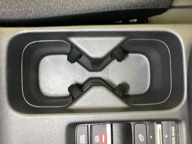 ヴェゼル e:HEVX メモリーナビ ドラレコ ETC AAC イモビライザー スマ-トキ- 誤発進抑制 PW リアカメラ クルコン ESC キーフリー LEDヘッドランプ ナビTV サイドカーテンエアバック DVD再生可(35枚目)