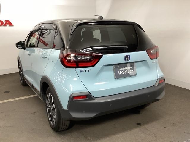 フィット e:HEVクロスター メモリーナビ ドラレコ ETC リアカメラ 衝突回避システム フルオートエアコン LEDランプ エアバッグ サイドエアバック 地デジ オートクルーズコントロール VSA バックカメラ USB パワステ(8枚目)