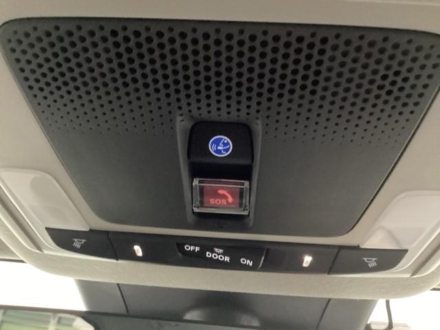 ヴェゼル e:HEVZ メモリーナビ ドラレコ ETC 衝突回避支援ブレーキ機能 スマキ Pトランク フルオートエアコン エアバッグ 両席エアバック Rカメ パワーウィンドウ LEDランプ ソナー クルーズC ナビ&TV(14枚目)