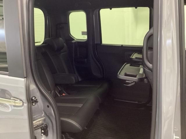 Ｎ－ＢＯＸカスタム ターボコーディネートスタイル　両側電動スライドドア　先進ライト　両側電動ドア　Ｒカメラ　クルコン　スマートキ－　パワーステアリング　ＶＳＡ　セキュリティ　エアコン　ＬＥＤライト　パワーウィンドウ　アイドリングストップ　オートライト（17枚目）