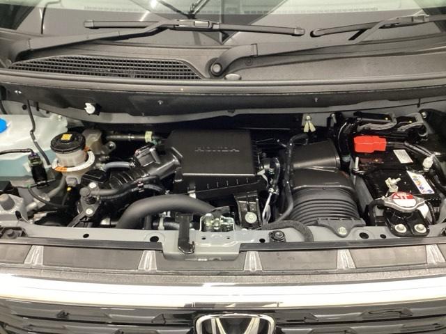 Ｎ－ＢＯＸカスタム ターボコーディネートスタイル　両側電動スライドドア　先進ライト　両側電動ドア　Ｒカメラ　クルコン　スマートキ－　パワーステアリング　ＶＳＡ　セキュリティ　エアコン　ＬＥＤライト　パワーウィンドウ　アイドリングストップ　オートライト（20枚目）