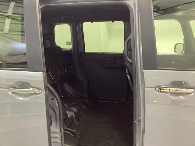 Ｎ－ＢＯＸカスタム ターボコーディネートスタイル　両側電動スライドドア　先進ライト　両側電動ドア　Ｒカメラ　クルコン　スマートキ－　パワーステアリング　ＶＳＡ　セキュリティ　エアコン　ＬＥＤライト　パワーウィンドウ　アイドリングストップ　オートライト（26枚目）