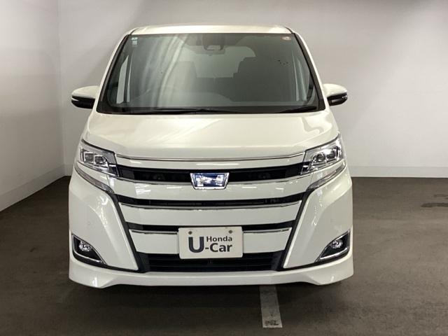 ノア ハイブリッドＧ　メモリーナビ　リアカメラ　ＥＴＣ　Ｒカメラ　スマートキー＆プッシュスタート　ＬＥＤへッドライト　ウォークスルー　地デジ　イモビライザー　パワーウインドウ　クルコン　エアバッグ　横滑り防止　パワステ（6枚目）