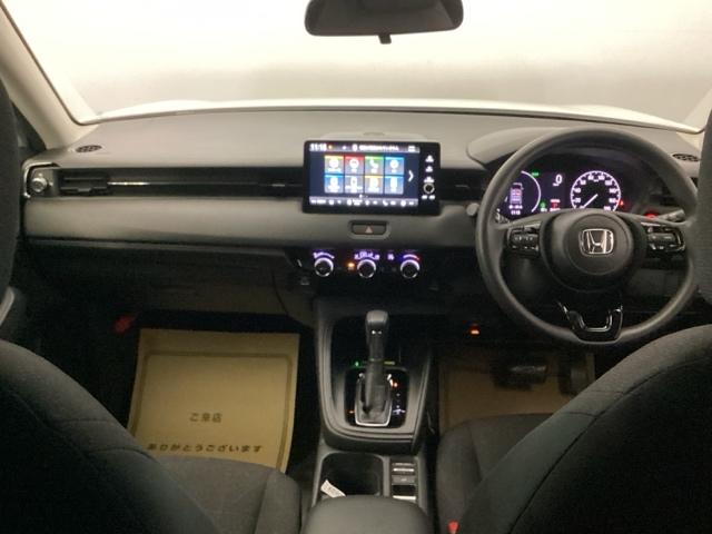 ヴェゼル ｅ：ＨＥＶＸ　メモリーナビ　リアカメラ　ＥＴＣ　前後障害物センサー　ＡＡＣ　イモビライザー　スマ－トキ－　誤発進抑制　ＰＷ　クルコン　ＥＳＣ　キーフリー　ＬＥＤヘッドランプ　ナビＴＶ　サイドカーテンエアバック　ＰＳ（2枚目）