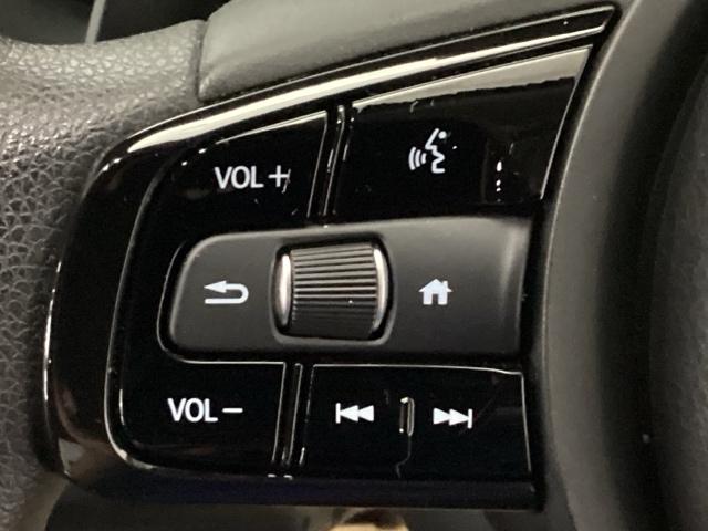 ヴェゼル ｅ：ＨＥＶＸ　メモリーナビ　リアカメラ　ＥＴＣ　前後障害物センサー　ＡＡＣ　イモビライザー　スマ－トキ－　誤発進抑制　ＰＷ　クルコン　ＥＳＣ　キーフリー　ＬＥＤヘッドランプ　ナビＴＶ　サイドカーテンエアバック　ＰＳ（22枚目）