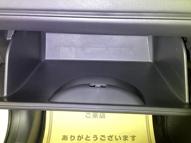 ヴェゼル ｅ：ＨＥＶＸ　メモリーナビ　リアカメラ　ＥＴＣ　前後障害物センサー　ＡＡＣ　イモビライザー　スマ－トキ－　誤発進抑制　ＰＷ　クルコン　ＥＳＣ　キーフリー　ＬＥＤヘッドランプ　ナビＴＶ　サイドカーテンエアバック　ＰＳ（36枚目）