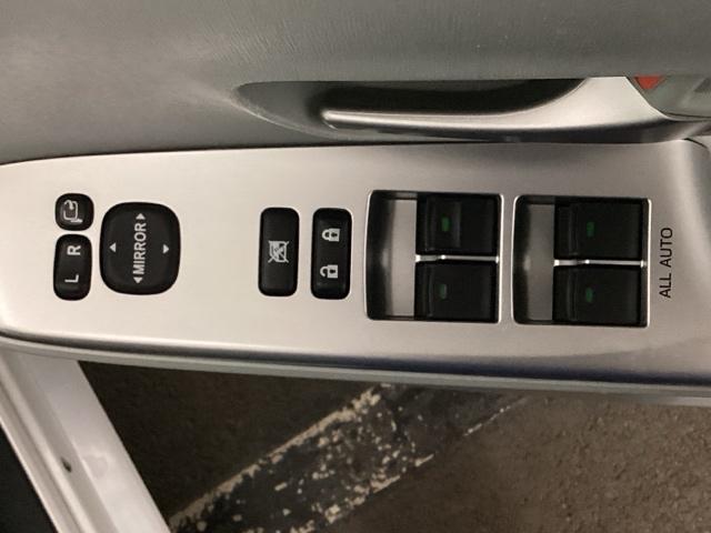 プリウスアルファ Sツーリングセレクション メモリーナビ フルセグ リアカメラ ETC(28枚目)