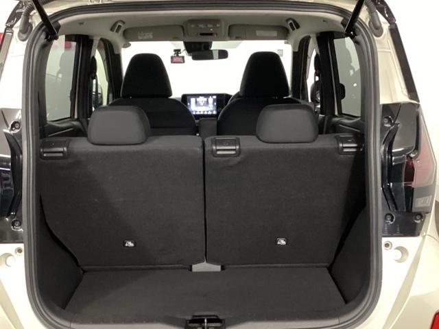 サクラ Ｇ　メモリーナビ　リアカメラ　ＥＴＣ　地デジ　アラウンドビュ　ベンチシート　踏み間違い防止アシスト　ＬＥＤヘッドランプ　スマートキー　オートエアコン　バックカメラ　ＡＢＳ　ナビＴＶ　キーフリー（10枚目）