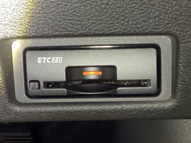 サクラ Ｇ　メモリーナビ　リアカメラ　ＥＴＣ　地デジ　アラウンドビュ　ベンチシート　踏み間違い防止アシスト　ＬＥＤヘッドランプ　スマートキー　オートエアコン　バックカメラ　ＡＢＳ　ナビＴＶ　キーフリー（15枚目）