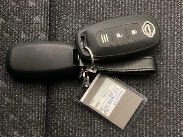 サクラ Ｇ　メモリーナビ　リアカメラ　ＥＴＣ　地デジ　アラウンドビュ　ベンチシート　踏み間違い防止アシスト　ＬＥＤヘッドランプ　スマートキー　オートエアコン　バックカメラ　ＡＢＳ　ナビＴＶ　キーフリー（20枚目）