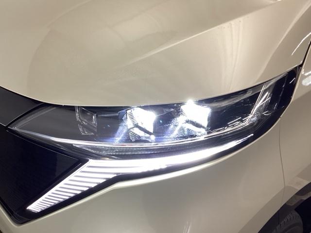 サクラ Ｇ　メモリーナビ　リアカメラ　ＥＴＣ　地デジ　アラウンドビュ　ベンチシート　踏み間違い防止アシスト　ＬＥＤヘッドランプ　スマートキー　オートエアコン　バックカメラ　ＡＢＳ　ナビＴＶ　キーフリー（26枚目）