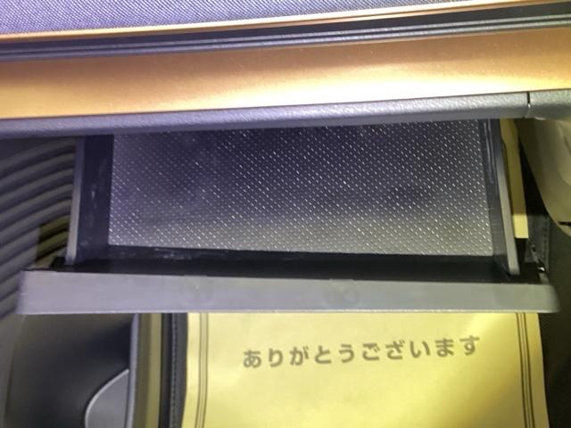 サクラ Ｇ　メモリーナビ　リアカメラ　ＥＴＣ　地デジ　アラウンドビュ　ベンチシート　踏み間違い防止アシスト　ＬＥＤヘッドランプ　スマートキー　オートエアコン　バックカメラ　ＡＢＳ　ナビＴＶ　キーフリー（31枚目）