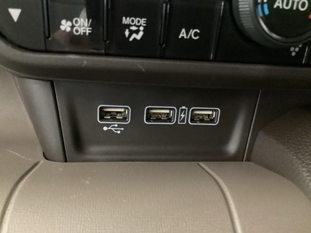 Ｎ－ＷＧＮ Ｌホンダセンシング　リアカメラ　ＥＴＣ　シートヒータ　Ｂモニタ　ＤＶＤ　フルセグ　横滑り防止機能　セキュリティアラーム　キーフリー　ナビＴＶ　スマートキー　サイドカーテンエアバック　クルーズコントロール　オートエアコン（19枚目）