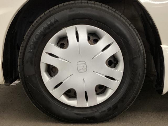 �������͑�������A�f�U�C���̂����z�C�[���L���b�v�ł��B���������ȒP��