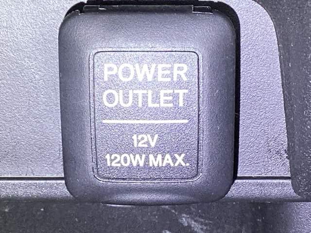 �y�A�N�Z�T���[�\�P�b�g�i�d���\�P�b�g�j�z�d������P�[�u�����Ȃ��΁A�X�}�[�g�t�H���Ȃǂ̓d�q�@��̏[�d�Ȃǂ��s�����Ƃ��ł��܂��I�Q�[���@���A�J�����̏[�d�ɂ��֗��ł��ˁB