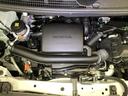 エンジンルームとてもきれいです。エンジンの調子も好調ですよ！