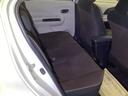 ゆったり座れるリアシート。足元が広々としていて、乗り心地も良いですよ!