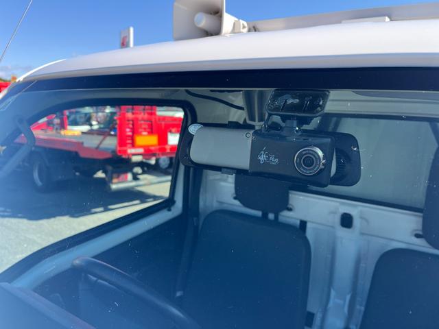 ハイゼットトラック 　ＡＴ　ドライブレコーダー　バックカメラ　アルミホイール　ＡＢＳ　エアコン　パワーステアリング　パワーウィンドウ　運転席エアバッグ　助手席エアバッグ（12枚目）