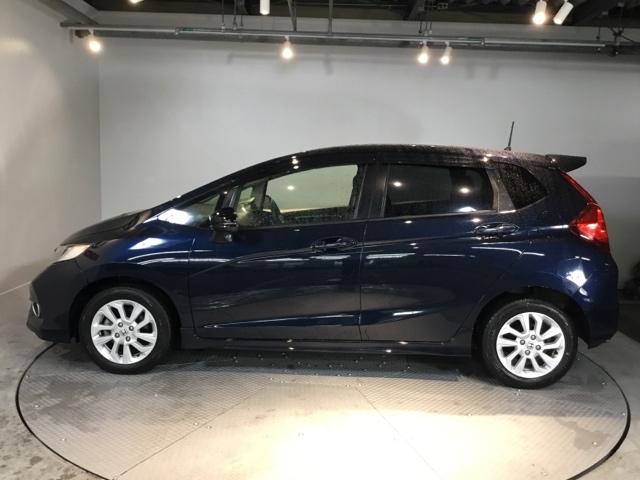 フィット １３Ｇ・Ｓホンダセンシング　ディスプレイオーディオ　ＥＴＣ　リアカメラ　リヤカメラ　サイドエアバッグ　衝突被害軽減システム　オートクルーズコントロール　ＬＥＤヘッドランプ　Ａストップ　スマートキー　横滑り防止装置　キーレス（7枚目）