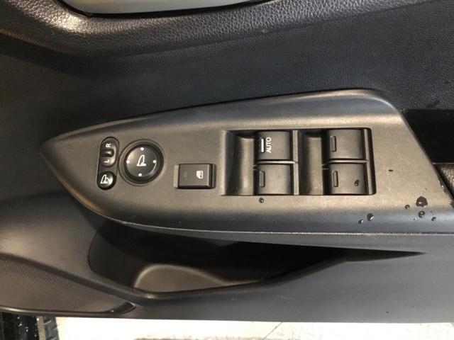 フィット １３Ｇ・Ｓホンダセンシング　ディスプレイオーディオ　ＥＴＣ　リアカメラ　リヤカメラ　サイドエアバッグ　衝突被害軽減システム　オートクルーズコントロール　ＬＥＤヘッドランプ　Ａストップ　スマートキー　横滑り防止装置　キーレス（17枚目）