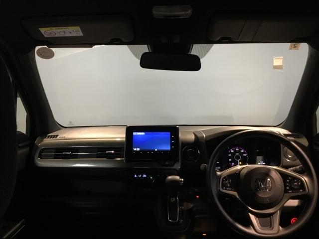 機能的なコックピット。快適な運転を楽しめます。