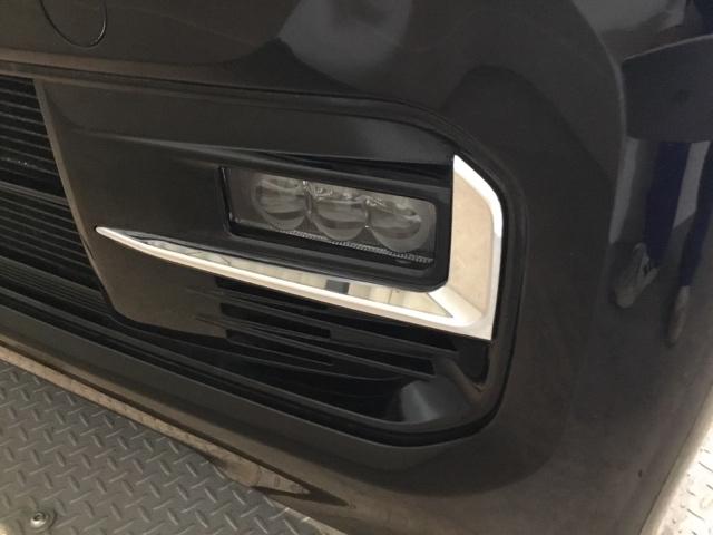 スタイリッシュなデザインのフォグライト！