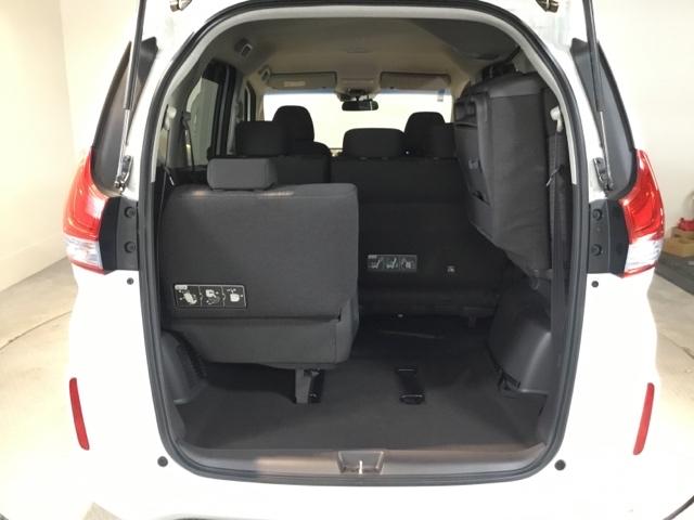 フリードハイブリッド ハイブリッド・Ｇホンダセンシング　リアカメラ　ドラレコ　ＥＴＣ　軽減ブレーキ　キーフリーシステム　ワンセグＴＶ　ＤＶＤ再生可能　サイドカーテンエアバック　ＥＣＯＮ　後カメラ　Ａクルーズ　ＬＥＤヘッドランプ　横滑防止　ドライブレコーダ（11枚目）