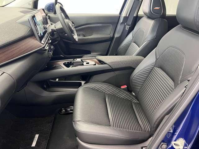 オーラ 1.2 G レザーエディション BOSEサウンド アラウンドモニター ETC ワンオーナ 追突防止 レーダークルーズ 車線逸脱警報装置 LED 盗難防止 記録簿 ETC インテリジェントキー メモリーナビゲーション AW キーレスエントリー オートエアコン ABS ISS(11枚目)