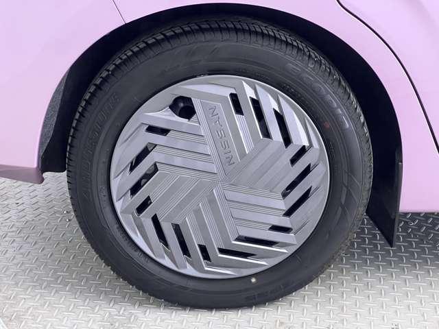 ノート 1.2 X 前後ドラレコ ETC ワイヤレス充電 全周囲カ 衝突被害軽減ブレ-キ 全方位カメラ ETC付 LEDヘッドライト レーダークルーズ レーンアシスト インテリジェントキー ワンオーナー ドラレコ アイドリングストップ 整備記録簿 盗難防止システム(11枚目)