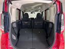 【多彩なシートアレンジ】背もたれを倒すとより多くの荷物を乗せることができます。