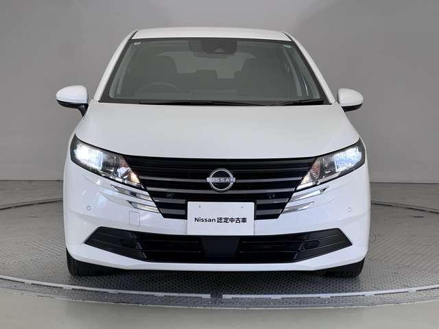 ノート 1.2 X 純正ナビ バックカメラ Bluetooth リアカメラ 衝突被害軽減ブレ-キ LEDヘッドライト レーンアシスト インテリジェントキー ワンオーナー アイドリングストップ 整備記録簿 盗難防止システム ワンセグTV TVナビ メモリーナビ(5枚目)