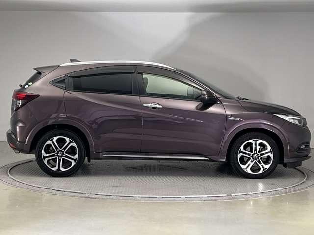 ヴェゼル 1.5 ハイブリッド Z ホンダセンシング ドラレコ ETC 電動シート シートメモリー レーダーサポート LKAS ワンセグ バックアイカメラ 盗難防止装置 スマ-トキ- ECOモード パワーウィンド サイドエアバッグ LEDライト アルミ ETC車載器 ナビ&TV メモリーナビ ABS(9枚目)