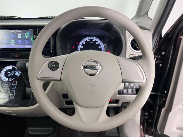 デイズルークス ６６０　Ｘ　ＥＴＣ　アラウンドビューモニター　電動スライ　プリクラッシュ　アイドリングストップ機能　ナビＴＶ　イモビライザー　運転席エアバック　デュアルエアバッグ　バックカメラ　フルオートエアコン　サイドエアバッグ　パワーウィンドウ　片側電動両側スライドドア（12枚目）