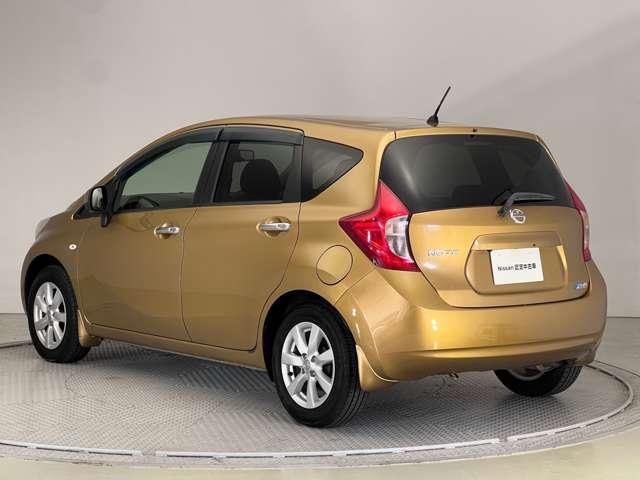 ノート １．２　メダリスト　アラウンドモニター　ワンセグＴＶ　ＥＴＣ　アラウンドビュモニター　イモビライザー　Ａストップ　インテリキー　オートエアコン　左右エアバック　メモリーナビ　ＥＴＣ　１オーナー　ナビＴＶ　パワーウインドー　パワステ　運転席エアバッグ　ワンセグ（6枚目）