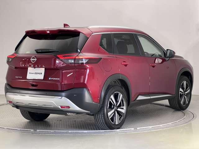 エクストレイル 1.5 G e-4ORCE 4WD 当社試乗車 パワーシート シートヒーター 試乗車 1オーナー パークアシスト 禁煙 寒冷地仕様 LEDヘッドランプ ナビTV スマートキー レーダークルーズ LKA キーフリー ETC 4WD アルミホイール メモリーナビ 記録簿 PS PW(6枚目)