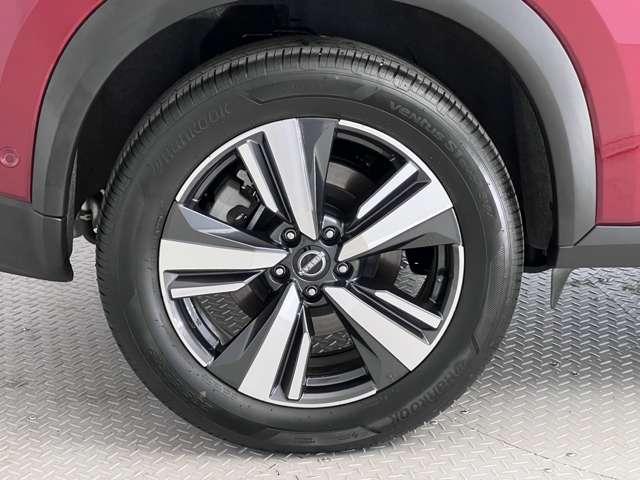 エクストレイル 1.5 G e-4ORCE 4WD 当社試乗車 パワーシート シートヒーター 試乗車 1オーナー パークアシスト 禁煙 寒冷地仕様 LEDヘッドランプ ナビTV スマートキー レーダークルーズ LKA キーフリー ETC 4WD アルミホイール メモリーナビ 記録簿 PS PW(10枚目)