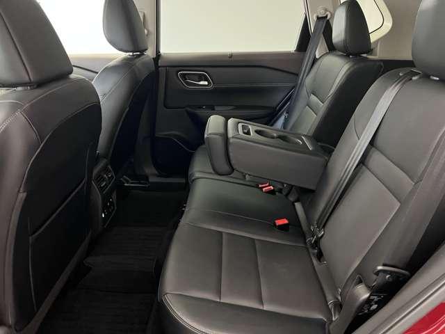 エクストレイル 1.5 G e-4ORCE 4WD 当社試乗車 パワーシート シートヒーター 試乗車 1オーナー パークアシスト 禁煙 寒冷地仕様 LEDヘッドランプ ナビTV スマートキー レーダークルーズ LKA キーフリー ETC 4WD アルミホイール メモリーナビ 記録簿 PS PW(16枚目)