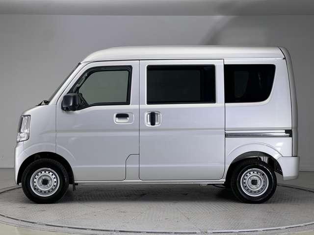 クリッパーバン ６６０　ＤＸ　ハイルーフ　メモリーナビ　障害物センサー　Ｂｌｕｅｔｏｏｔｈ　デュアルカメラブレーキサポート　ワンオーナー　点検記録簿　ＥＴＣ　リモコンキー　エアコン　運転席エアバッグ　パワーウィンドウ　Ｗエアバッグ　パワーステアリング　ＡＢＳ　レーンキープ　ｉストップ（6枚目）