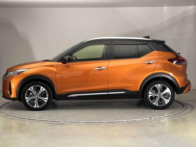 キックス １．２　Ｘ　（ｅ－ＰＯＷＥＲ）　ナビ＆ＴＶ　ワンオ－ナ－車　追従クルコン　スマートキー　ＬＥＤヘッド　レーンアシスト　パワーステアリング　盗難防止システム　ＥＴＣ　整備記録簿有　メモリーナビ　サイドエアバッグ　アルミ　ＡＡＣ　ＡＢＳ（6枚目）