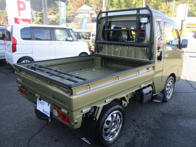 ハイゼットトラック ジャンボＳＡＩＩＩｔ　４ＷＤ　ＭＴ　衝突被害軽減システム　クリアランスソナー　ドライブレコーダー　ＥＴＣ　キーレスエントリー　アルミホイール　ＥＳＣ　エアコン　パワーウィンドウ　運転席エアバッグ（16枚目）