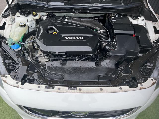 Ｖ４０ Ｔ４　ＳＥ　衝突軽減　バックカメラ　ＴＶ　ナビ　クリアランスソナー　アダプティブクルーズコントロール　レーンアシスト　アルミホイール　オートライト　ＨＩＤ　パワーシート　革　シートヒーター　アイドリングストップ（20枚目）