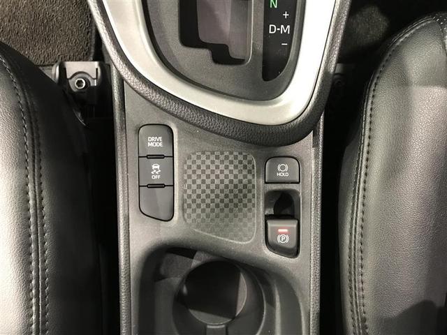 ヤリスクロス Ｇ　地デジＴＶ　リヤカメラ　点検記録簿　スマートエントリー　イモビライザー　オートエアコン　ＬＥＤライト　アルミホイール　キーレス　パワーウィンドウ　クルコン　ＡＢＳ　ドライブレコーダー　メモリーナビ（16枚目）