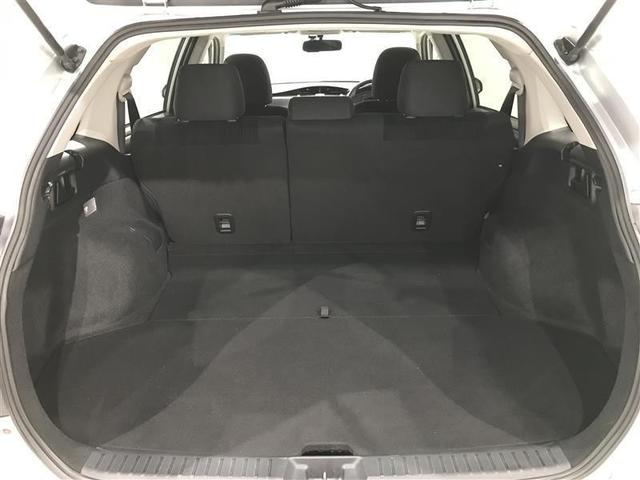 カローラフィールダー ハイブリッドＧ　ワンセグテレビ　助手席エアバック　エアバック　メディアプレイヤー接続　カーテンエアバッグ　ワイヤレスキー　パワーウィンド　横滑防止装置　ＡＡＣ　ＡＢＳ　メモリナビ　パワーステアリング　ＥＴＣ（26枚目）