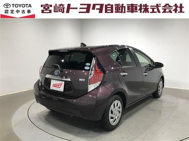 アクア Ｓスタイルブラック　ＡＵＸ端子　記録簿あり　バックモニタ－　地デジフルセグ　ナビＴＶ　イモビライザー　スマートキープッシュスタート　ＥＴＣ付き　Ｗエアバッグ　キーフリ　メモリーナビゲーション　ドラレコ付き　ＡＢＳ　ＰＳ（32枚目）