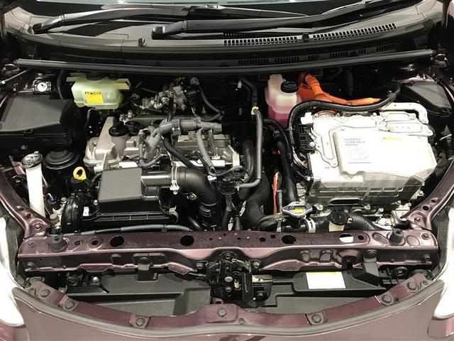 アクア Ｓスタイルブラック　ＡＵＸ端子　記録簿あり　バックモニタ－　地デジフルセグ　ナビＴＶ　イモビライザー　スマートキープッシュスタート　ＥＴＣ付き　Ｗエアバッグ　キーフリ　メモリーナビゲーション　ドラレコ付き　ＡＢＳ　ＰＳ（33枚目）