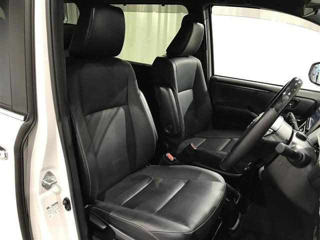 エスクァイア ハイブリッドGi Rカメラ AAC ナビ&TV リアエアコン 記録簿付き 地デジ クルーズコントロール LEDライト キーレスエントリー スマートキー付 DVD再生可 エアバック 横滑防止装置 ドライブレコーダー AW(29枚目)