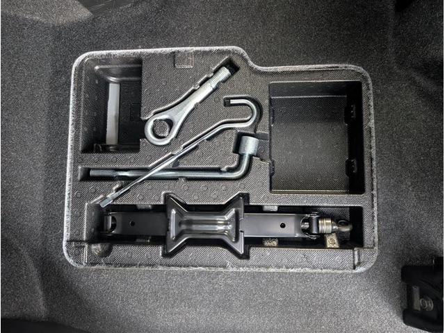 ルーミー カスタムG アイドリング 両側電動SD LEDヘット バックビューモニター 衝突回避ブレーキ TV 地デジ スマートキー クルーズコントロール 点検記録簿 ETC オートエアコン アルミホイール ABS イモビ(28枚目)