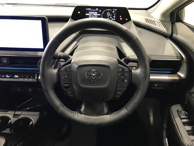 プリウス Ｚ　リアカメラ　パノラマサンルーフ　プリクラッシュ　ＰＷシート　メモリナビ　ＡＣ１００Ｖ電源　ＬＥＤランプ　ナビ・ＴＶ　オートクルーズ　アルミホイール　ＡＣ　運転席エアバッグ　横滑り防止装置　ＥＴＣ付（8枚目）