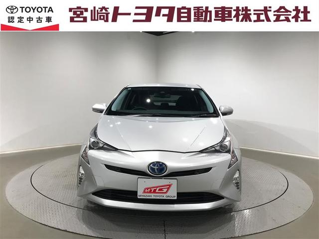 プリウス Ａ　衝突軽減ブレーキシステム　Ｂモニタ　記録簿有　ＬＥＤヘッド　クルーズコントロール　セキュリティー　スマートキー　パワーステアリング　ＥＴＣ　アルミホイル　オートエアコン　ＳＲＳ　ＡＢＳ　キーレス（28枚目）