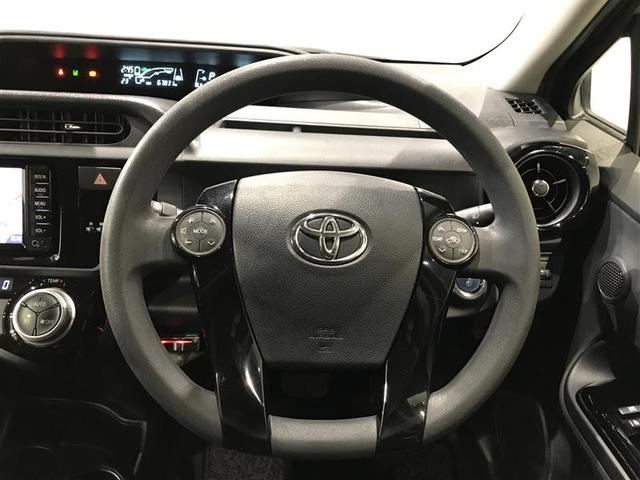 アクア Ｓスタイルブラック　ＡＵＸ端子　記録簿あり　バックモニタ－　ナビＴＶ　イモビライザー　スマートキープッシュスタート　ＥＴＣ付き　Ｗエアバッグ　キーフリ　メモリーナビゲーション　横滑り防止装置付き　１セグ　ＡＢＳ　ＰＳ（6枚目）